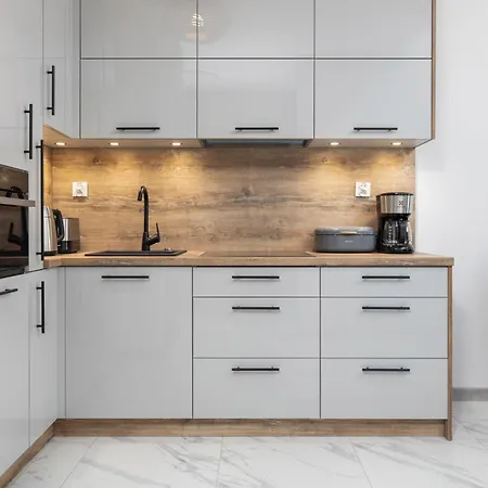 Baltic Baltycka 2 - By Jantar